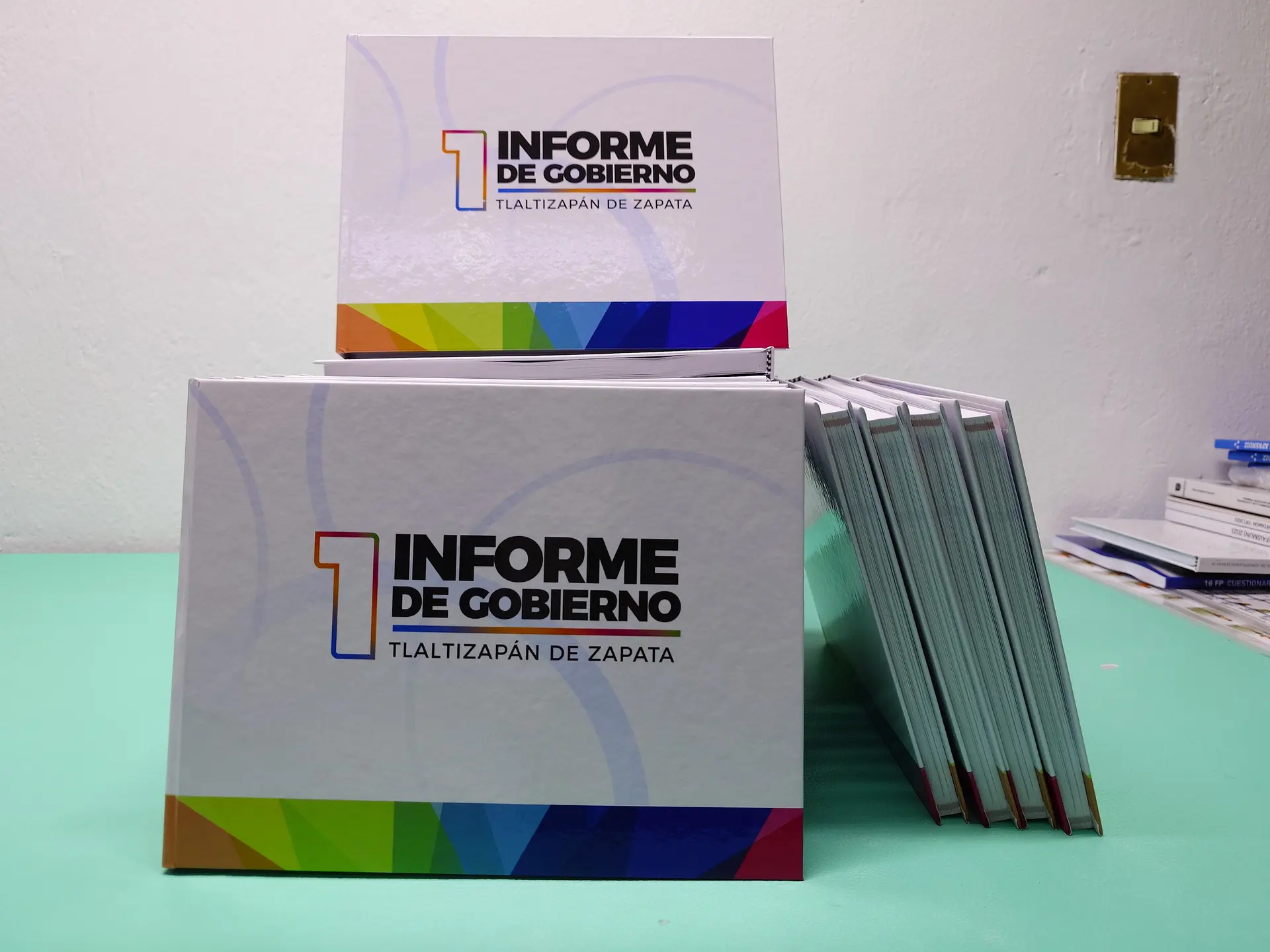 Colección de informes y trabajos encuadernados de ALdigital